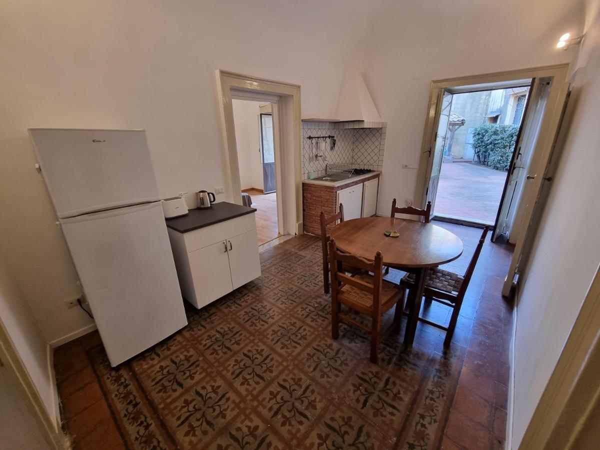 Palazzo Mannino Apartments Catania Ngoại thất bức ảnh